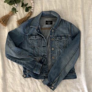 Classic Ralph Lauren jean jacket!